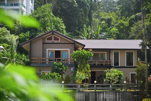 Moonlight Patong Guesthouse