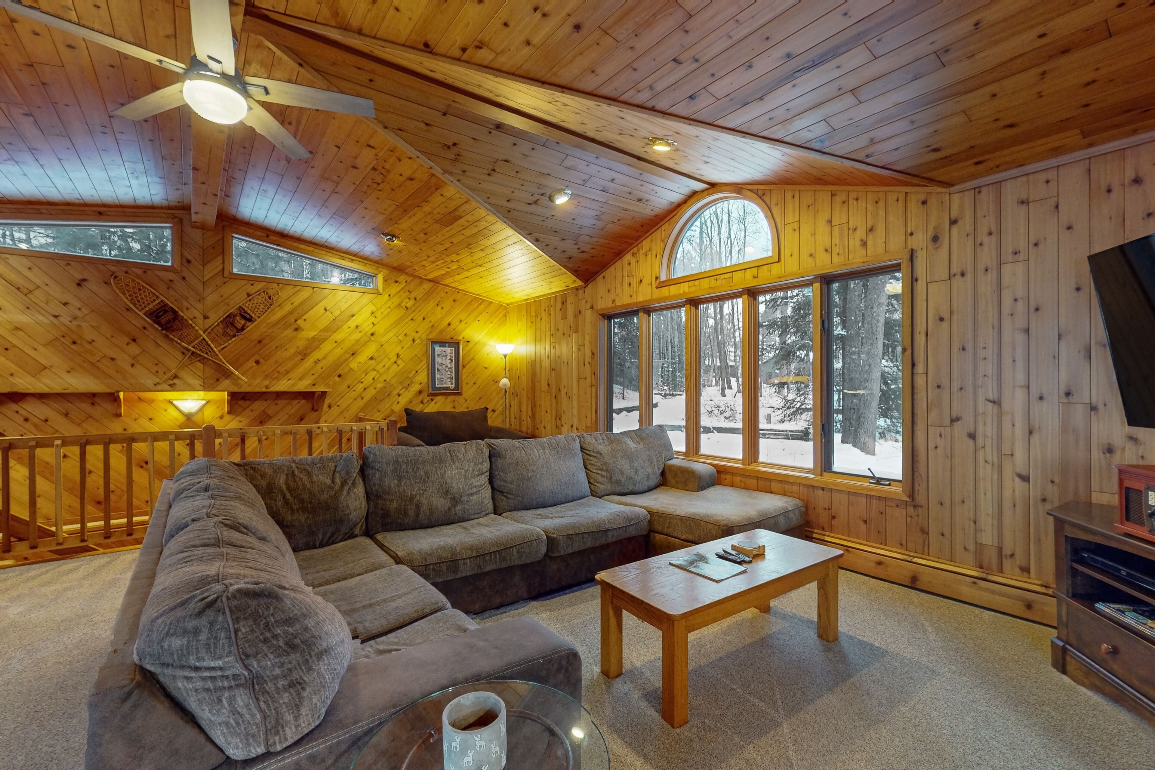 TV, fireplace, DVD player, stereo