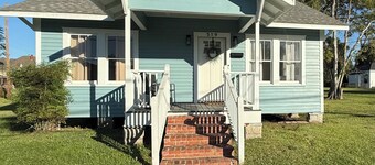 1930s Charpentier District Charmer