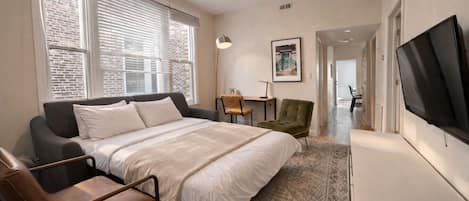 2 habitaciones, escritorio, tabla de planchar con plancha y wifi gratis