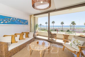 Smart TV - Disegni 03 - First line - Sea view and relaxation (Coquimbo)