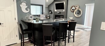 Modern 3-Bedroom Home - A Little Something for Everyone!