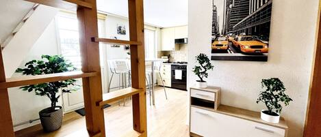 Apartment, 2 Bedrooms, City View | Interior