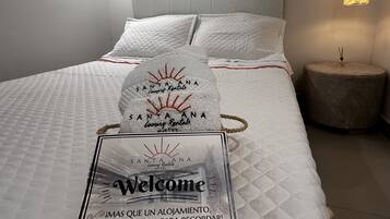 Habitació doble estàndard | Habitacions insonoritzades, planxa i posts de planxar i wifi gratuïta