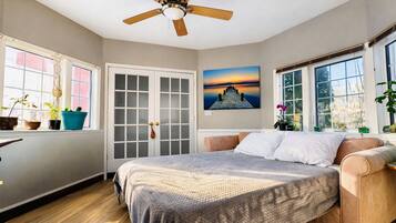 4 Schlafzimmer, Schreibtisch, Bügeleisen/Bügelbrett, kostenloses WLAN