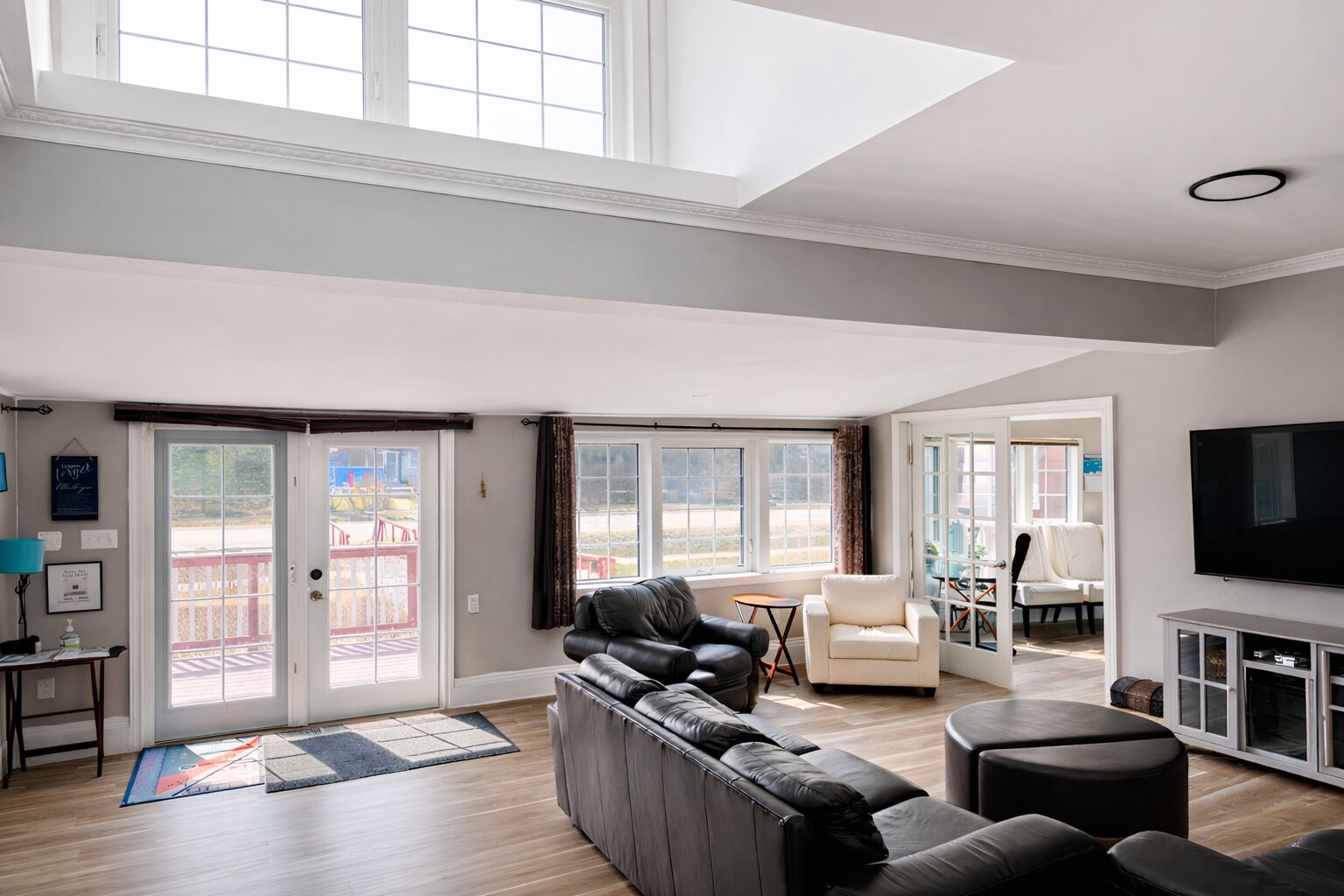 Smart TV, video games, books, stereo