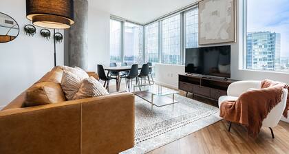 2BR | Pool, Gym, Rooftop | Bellevue | Sophari A