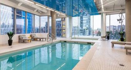 2BR | Rooftop, Gym, Pool | Bellevue | Sophari AB