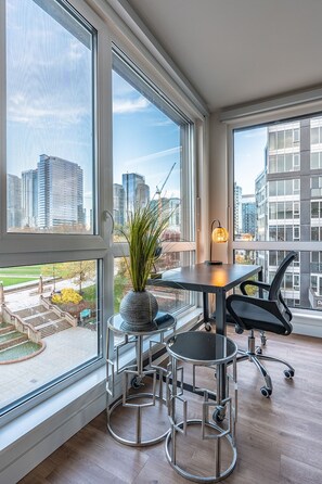 Dining - 3BR | Gym, Balcony | Bellevue | Sophari Parkside H (Bellevue)