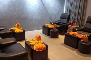 Unclassified image, 4 of 35, button - Twin Star Hotel (Tanjung Malim)