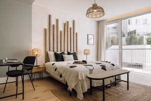 Apartment - Mangai - 2 Bedrooms Terrace Parking in Arroios (Lisbon)