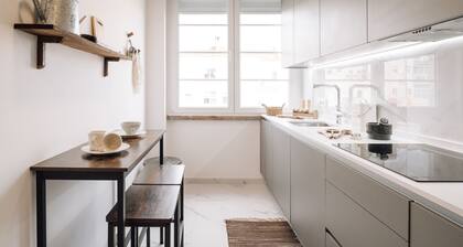 Meran - 3 Bedrooms and Terrace in Alvalade