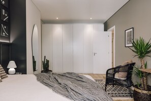 Apartment | 2 bedrooms - Lioua - 2 Bedrooms and Balcony in Lapa (Lisbon)