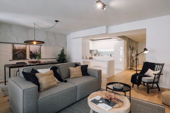 Apartment - Bielsa - 2 Bedrooms in Amoreiras (Lisbon)