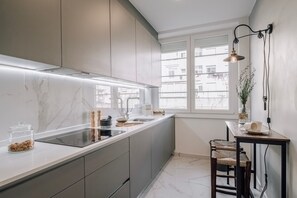 3 bedrooms - Zou - 3 Bedrooms Office and Terrace in Alvalade (Lisbon)