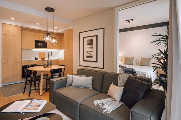 2 bedrooms - Marinha - 2 Bedrooms and Shared Pool in Arroios (Lisbon)