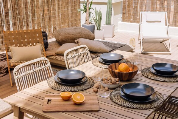 Apartment - Dujal - 2 Bedrooms and Terrace in Lapa (Lisbon)