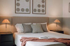 Apartment, Accessible - Lubrense - 2 Bedrooms and Terrace in Chiado (Lisbon)