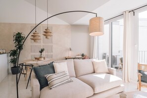 2 bedrooms - Salvia - 2 Bedrooms and Terrace in Alc Ntara (Lisbon)