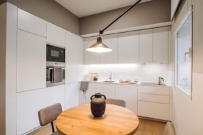 Apartment - Belver - 1 Bedroom Balcony and Parking in Arroios (Lisbon)