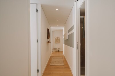 Minturno - 2 Bedrooms and Balcony in Alvalade