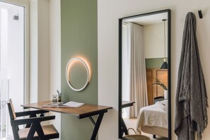 Apartment | 1 bedroom - Farol - 1 Bedroom Apartment With Pool in Areeiro (Lisbon)