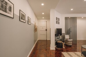 Apartment | 3 bedrooms - Nistos - 3 Bedrooms in Alvalade (Lisbon)