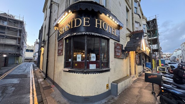 The exterior of the Seaside Hotel with a sign indicating it is a Las Vegas Bar. - Seaside Hotel  (Brighton)