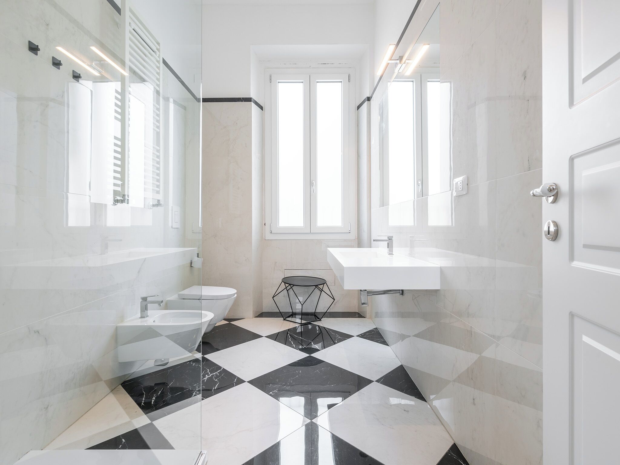 Junior Suite, City View | Bathroom | Shower, hair dryer, towels, soap