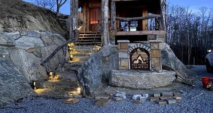 SKYLINE LODGE~ Spectacular Mountain Escape!