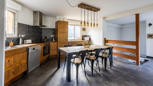 Private kitchen - Les 5 Vallées - Appt en Duplex avec vue montagne (Briancon)