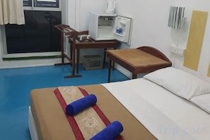Unclassified image, 5 of 28, button - D Riverside Inn (Melaka)