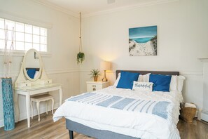 3 室のベッドルーム、アイロン / アイロン台、WiFi、ベッドシーツ