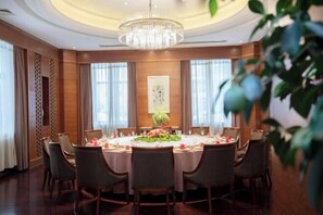 Restaurant - Mohe Peak Yuezhiyue Hotel (Mohe)