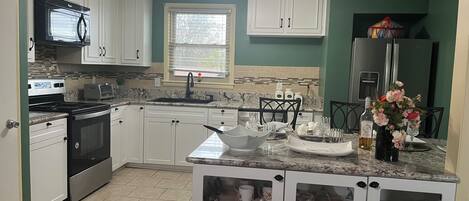 Microwave, oven, stovetop, dishwasher