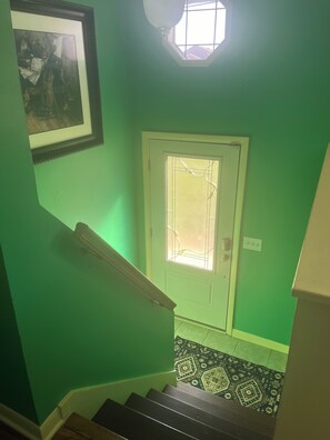 Interior - 3-bedroom building in fabulous Nashville with AC, WiFi (Nashville)