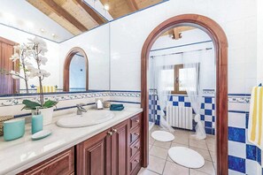 تجهيزات دش، مناشف