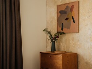 Ash | Soundproofing, free WiFi - Holm Somerset (South Petherton)