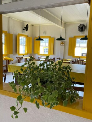 Free daily self-serve breakfast
