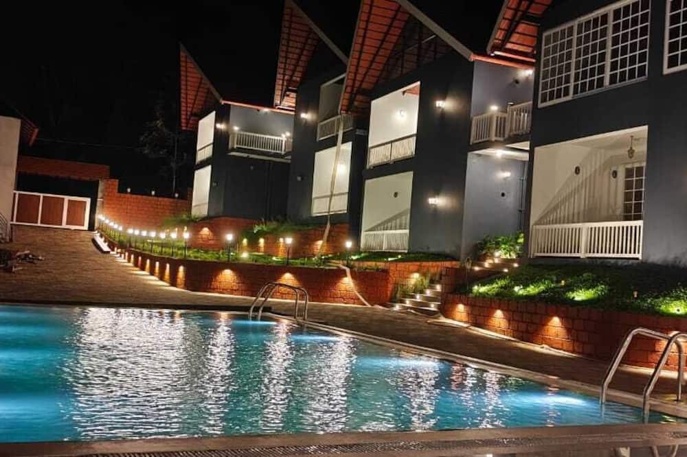 Caligo Resort