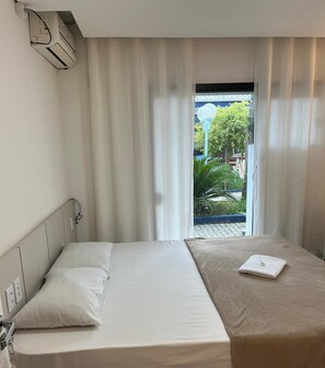 Chambre Double Deluxe | Terrasse/Patio