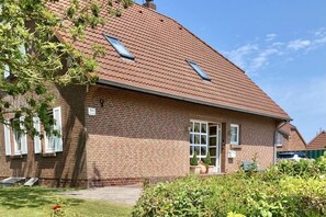 Exterior - Vacation apartment Seestern (Norden)