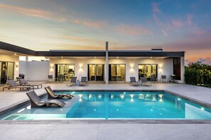 Outdoor pool - SPECIAL RATE, TURKS HAVEN VILLAS NEWLY BUILT LUXURIOUS 1BR SUITE, STEPS TO BEACH (Long Bay Hills)