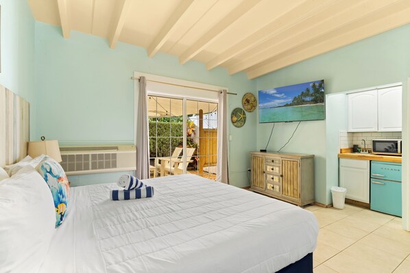 Rom – classic, terrasse, hageutsikt | Wi-fi (inkludert)