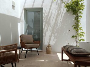Terrace/patio - Montesanto 60 Suite in the historic center of Alberobello (Alberobello)