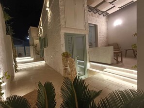 Terrace/patio - Montesanto 60 Suite in the historic center of Alberobello (Alberobello)