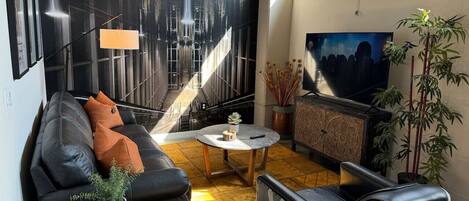 Télévision, jeux vidéo, table de tennis de table