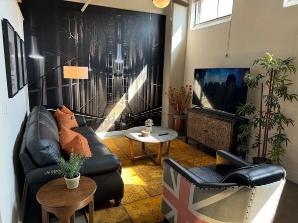 Télévision, jeux vidéo, table de tennis de table