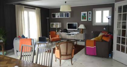 House in center of deauville near place Morny with garden and garage.