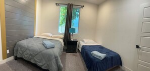 4 Schlafzimmer, Bügeleisen/Bügelbrett, WLAN, Bettwäsche
